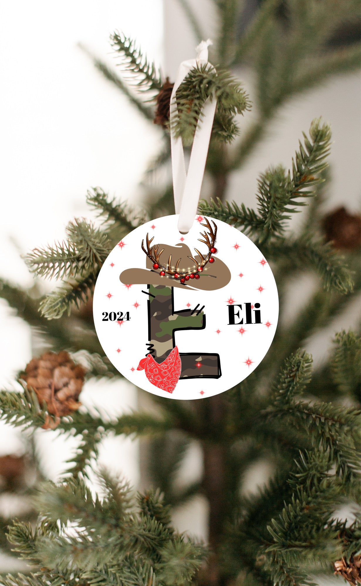 Personalized Christmas Ornament, Christmas Letter favorite person, Gift for kids, Grandkids, Mom & Dad